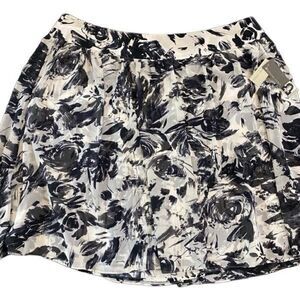 josephine chaus NEW black and white size 22W lined short skirt color true milk v